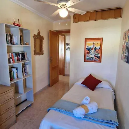 Apartamento En Primera Linea La Naranja